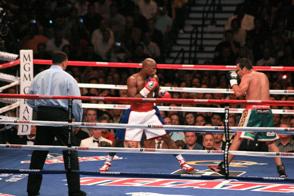 Floyd Mayweather Jr._vs._Juan_Manuel_Márquez