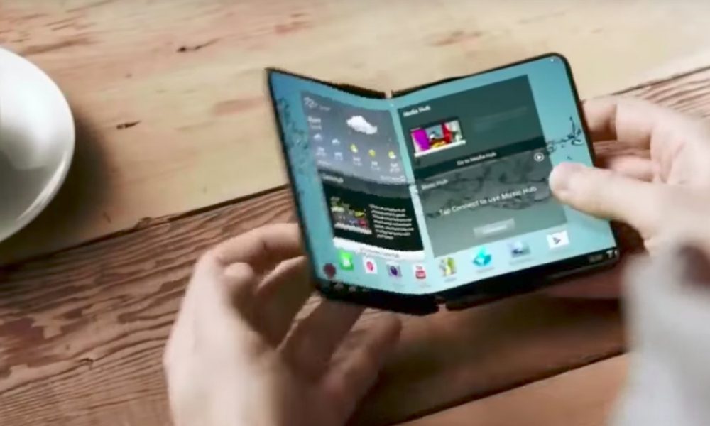Samsung Just Upped the Ante – How Will Apple Respond to Folding Phones?